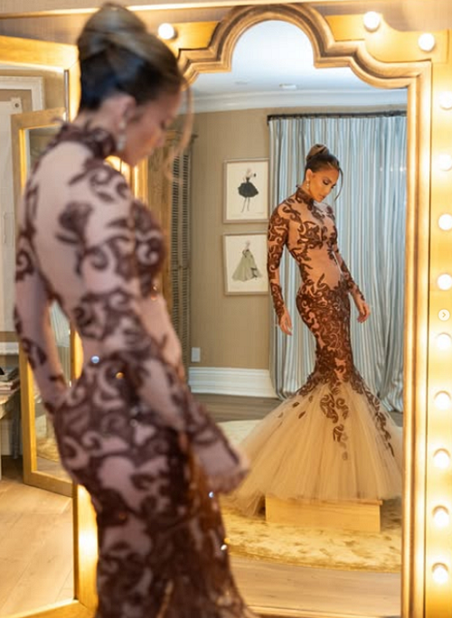 Дженніфер Лопес відвідала Золотий глобус 2026 в ефектній "голій" сукні